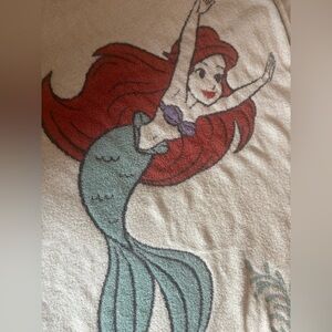 Barefoot dreams Disney little mermaid blanket